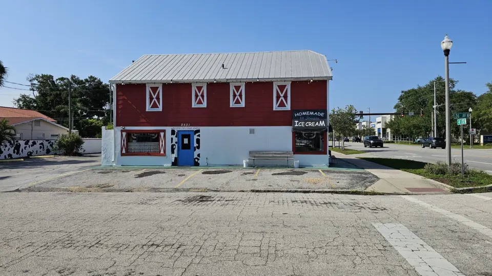 Old Farmer's Creamery