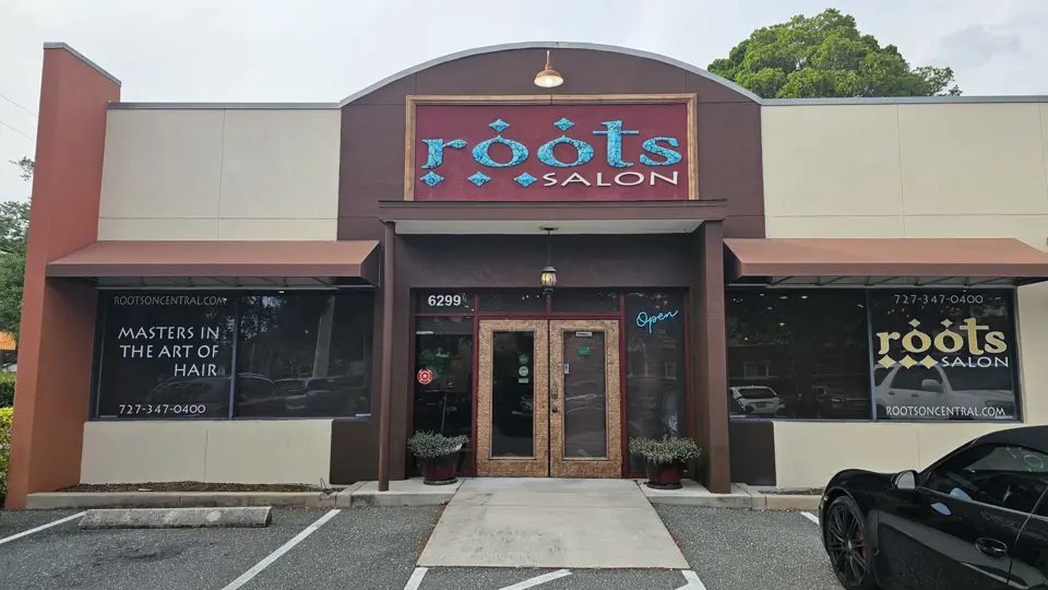 Roots Salon
