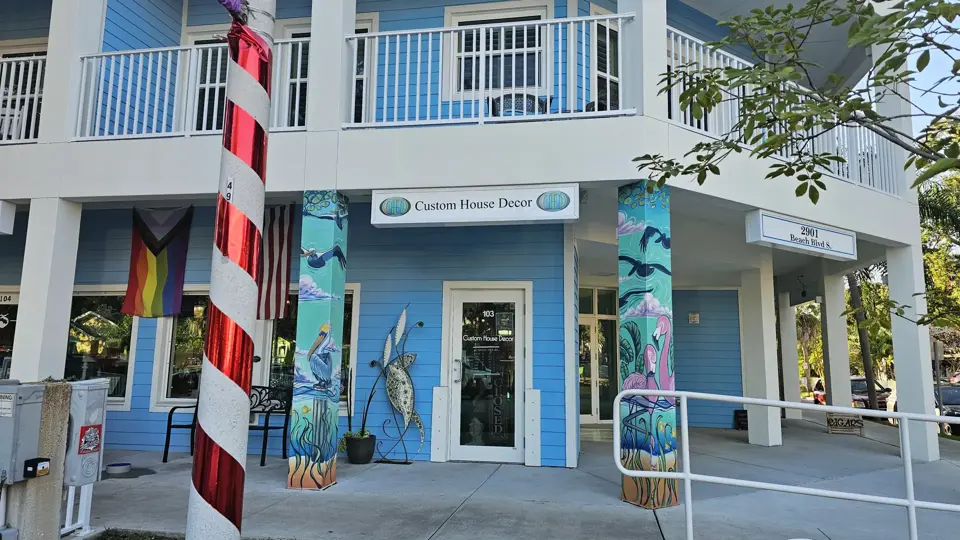 Custom House Decor