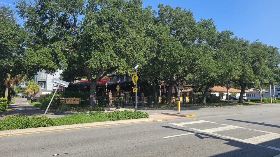 Three Birds Tavern