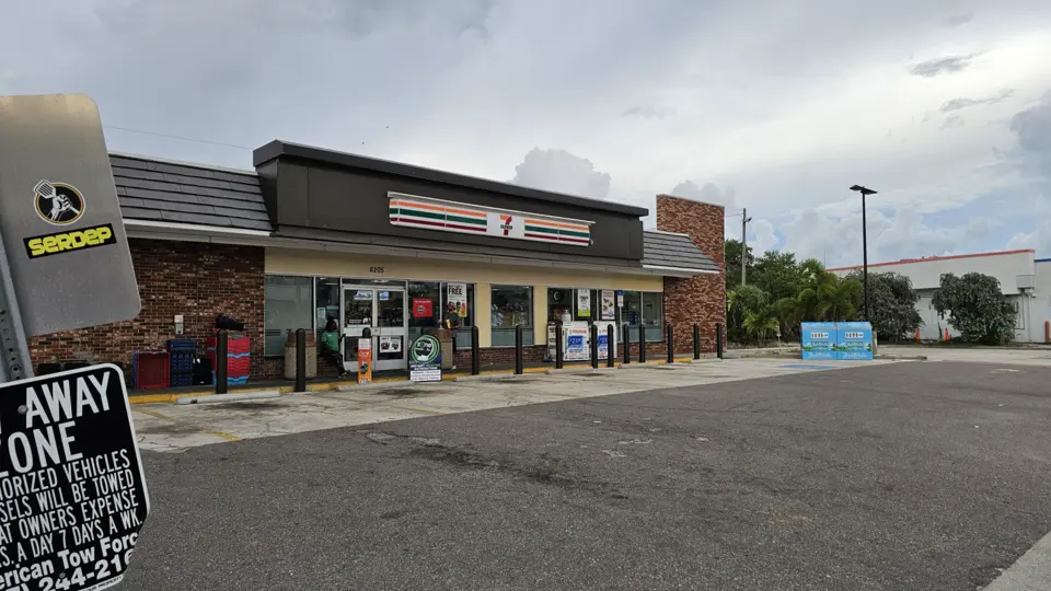7-Eleven