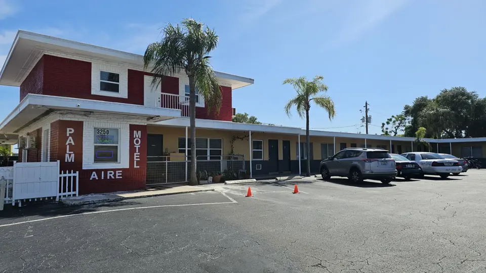 Palm Aire Motel