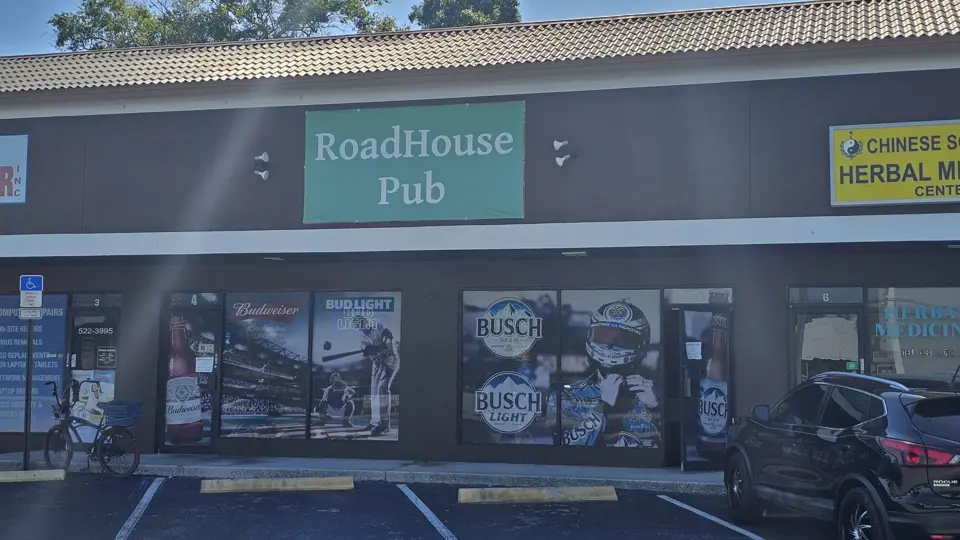 RoadHouse Pub