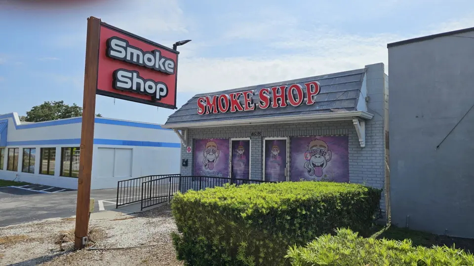 The Good Life Smoke Shop