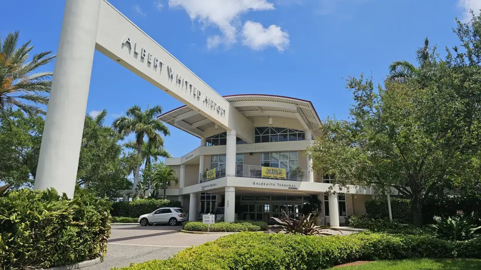 Albert Whitted Airport - Galbraith Terminal