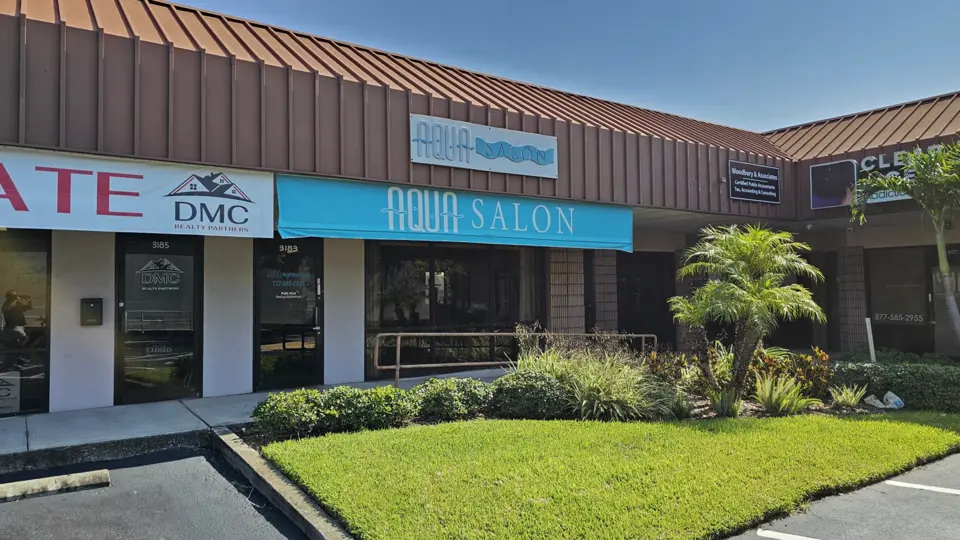 Aqua Salon