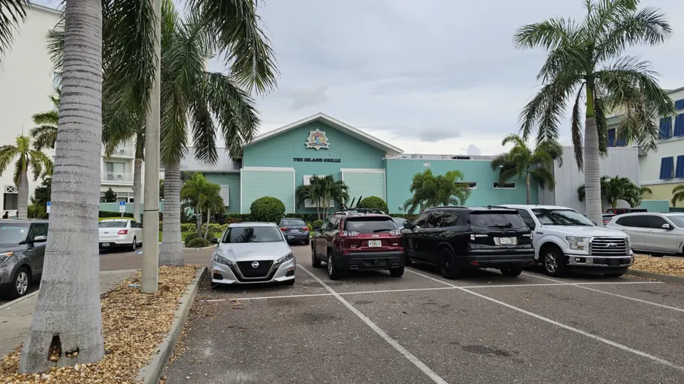 The Island Grille & Raw Bar