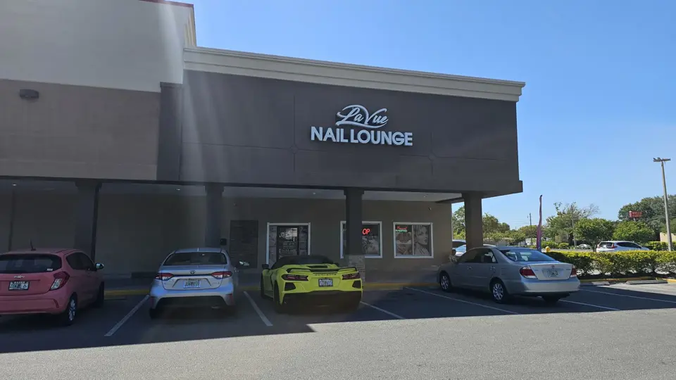 Lavue Nail Lounge