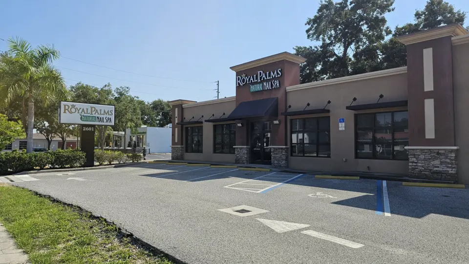 Royal Palms Natural Nail Spa