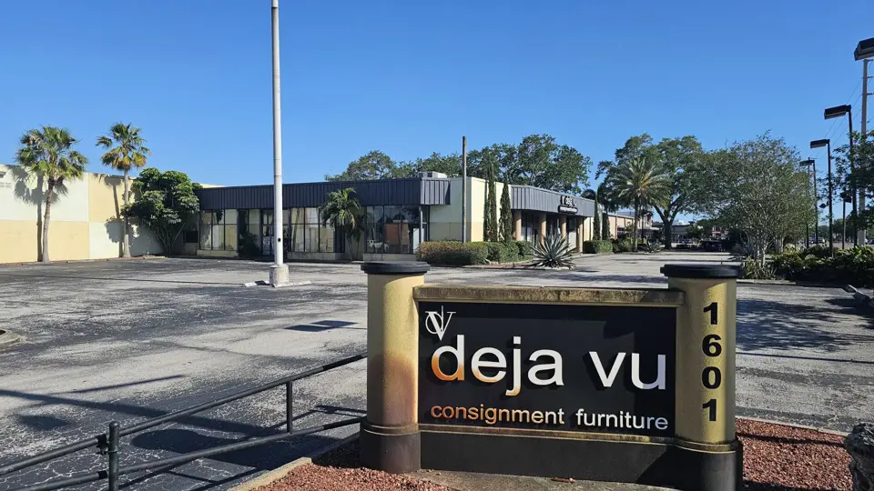 Deja Vu Consignment Furniture