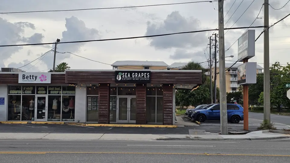 Sea Grapes Eatery