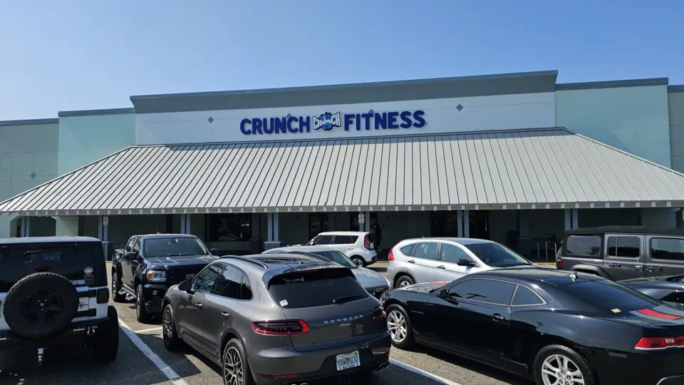 Crunch Fitness