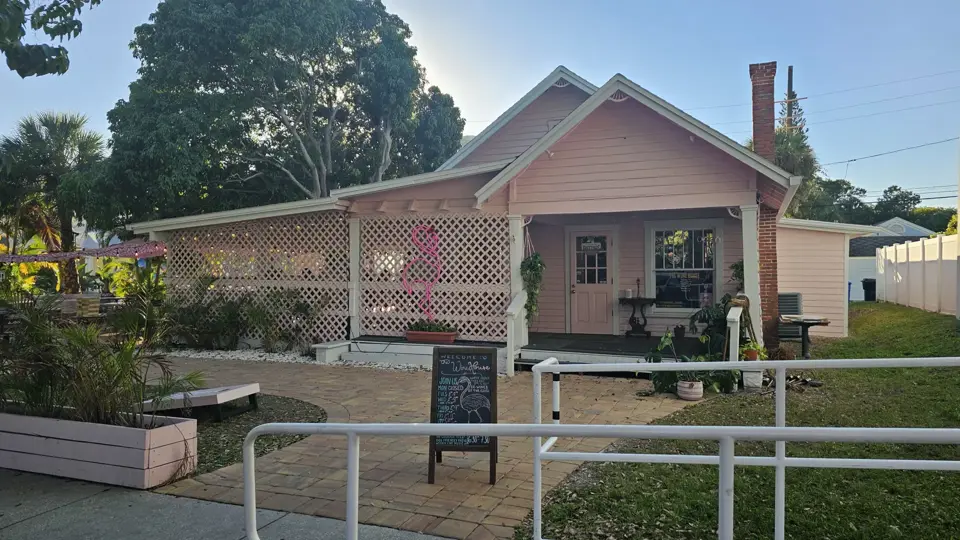 The Wine House + BBQ